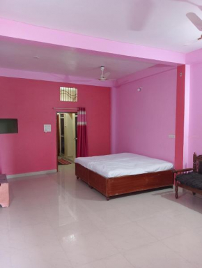 MAHESWARI HOME STAY Airconditioner Full Apartment Near 1 km of Mahakalewar Temple
